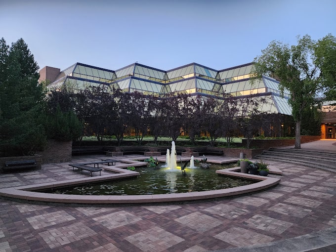 TrackPoint Office Exterior